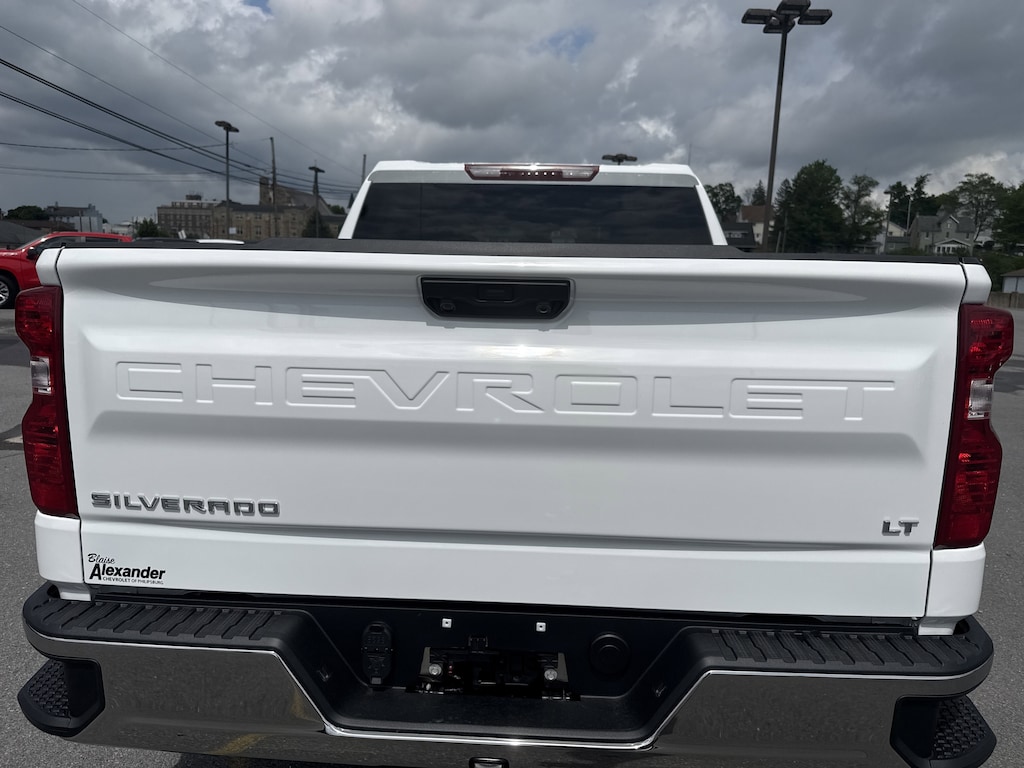 New 2026 Chevrolet Silverado 1500 LT Truck Crew Cab