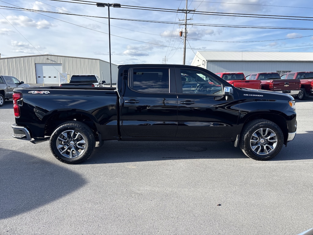New 2026 Chevrolet Silverado 1500 LT Truck Crew Cab