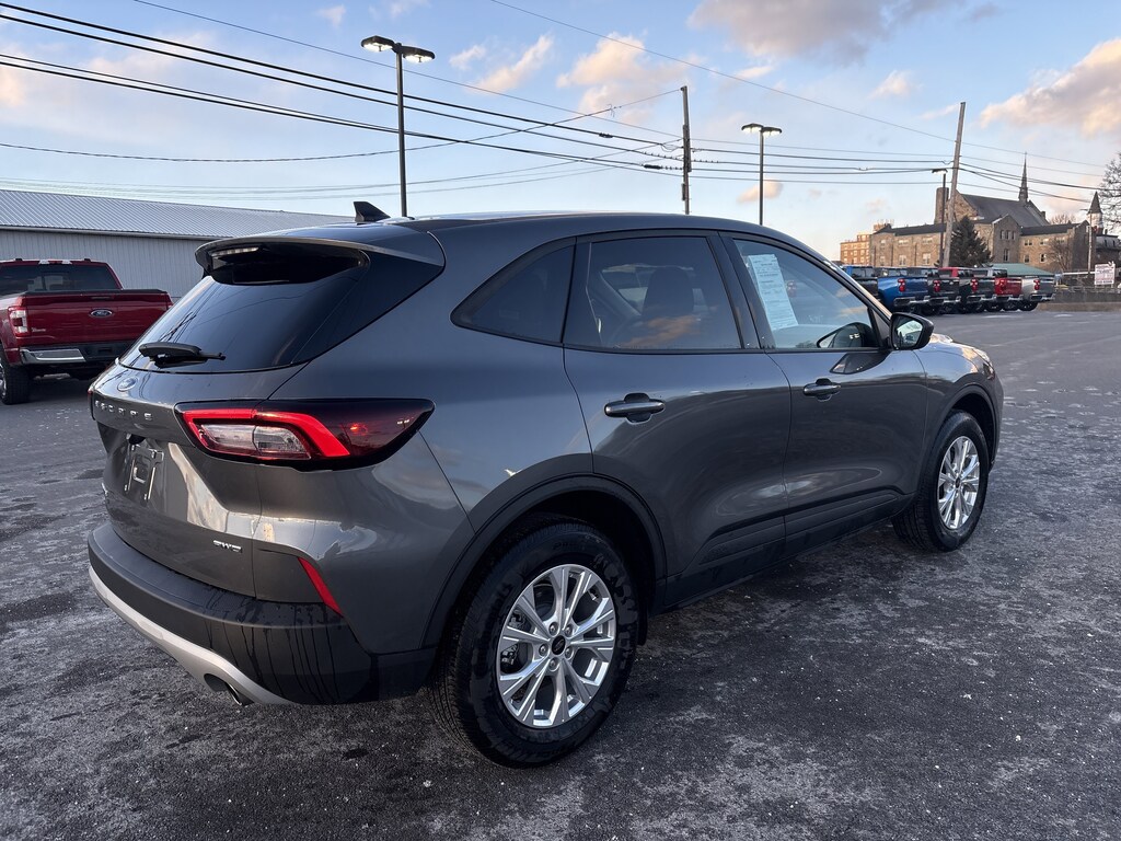 Used 2025 Ford Escape Active SUV