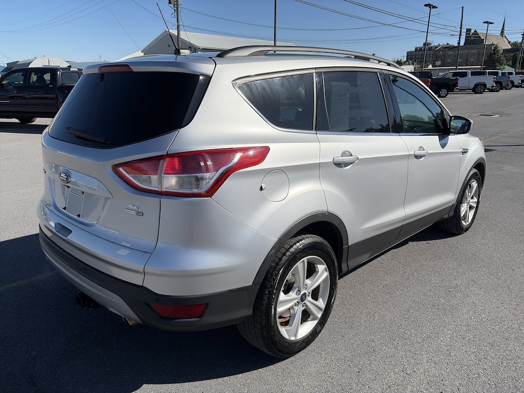 Used 2016 Ford Escape SE SUV