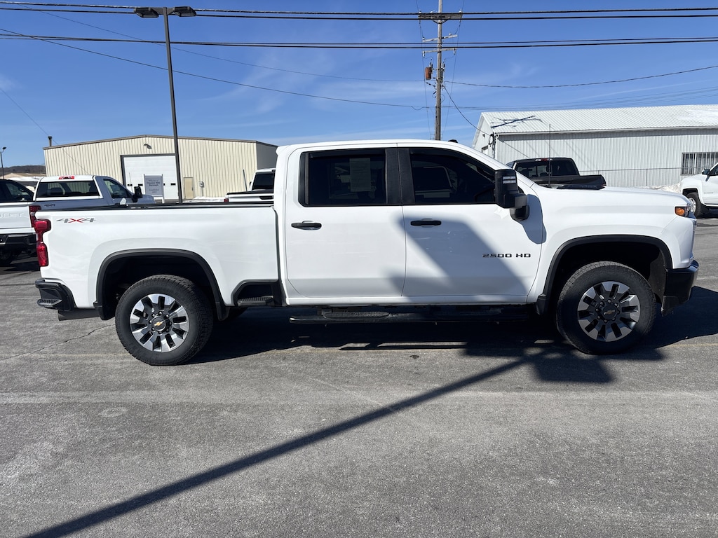 Used 2023 Chevrolet Silverado 2500HD Custom Truck Crew Cab