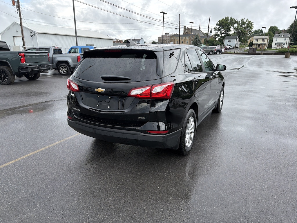 Used 2021 Chevrolet Equinox LS SUV