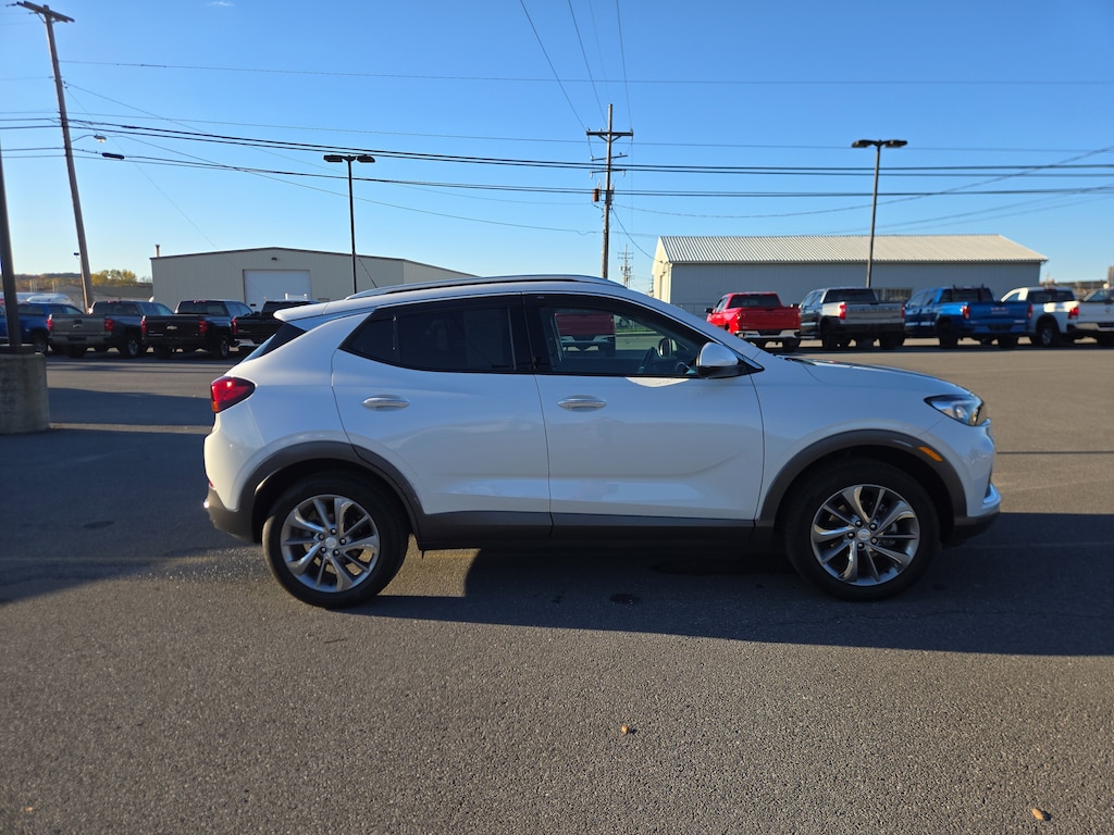 Used 2022 Buick Encore GX Essence SUV