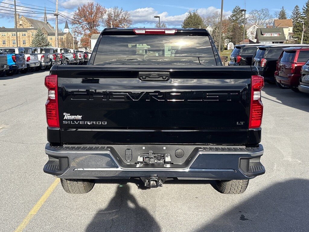 New 2026 Chevrolet Silverado 1500 LT Truck Crew Cab