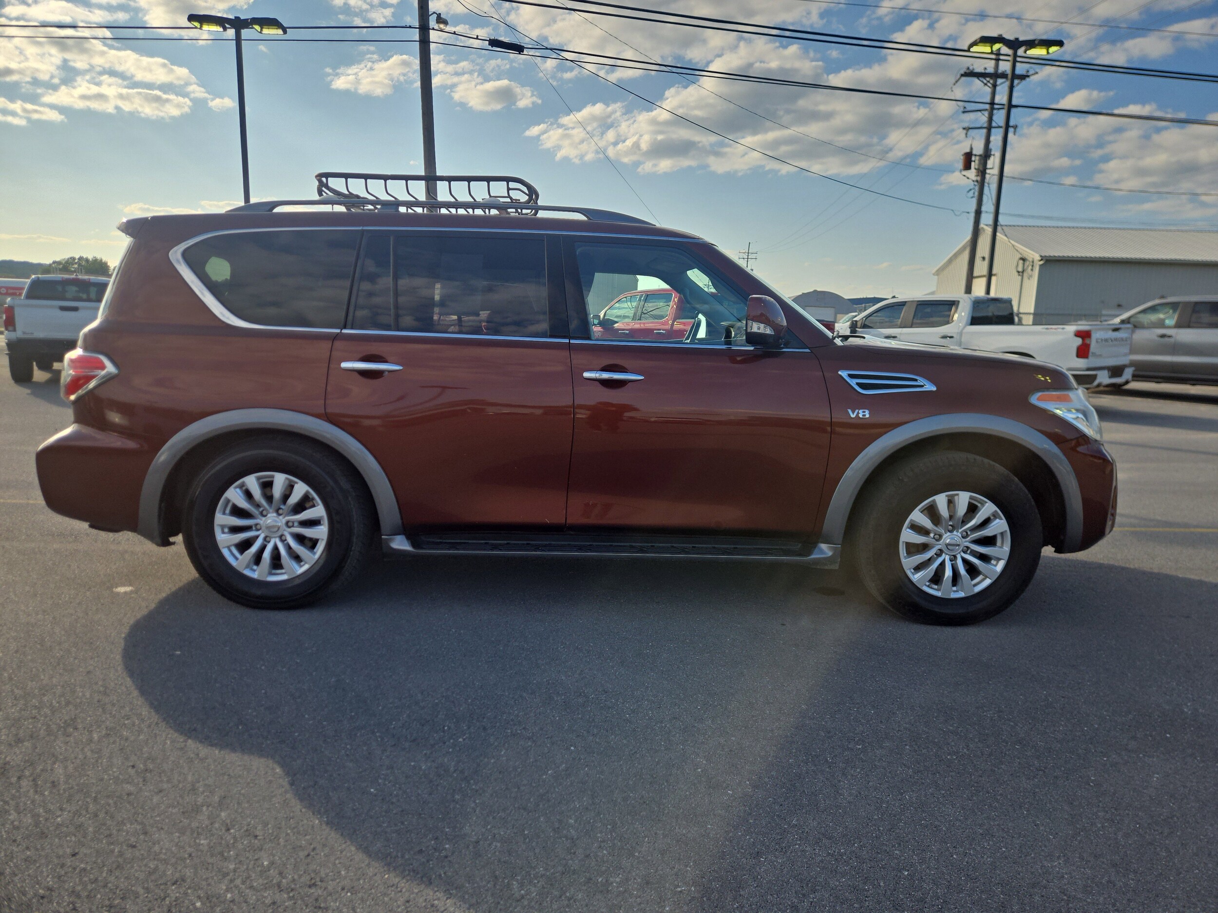 2018 Nissan Armada SV photo 2