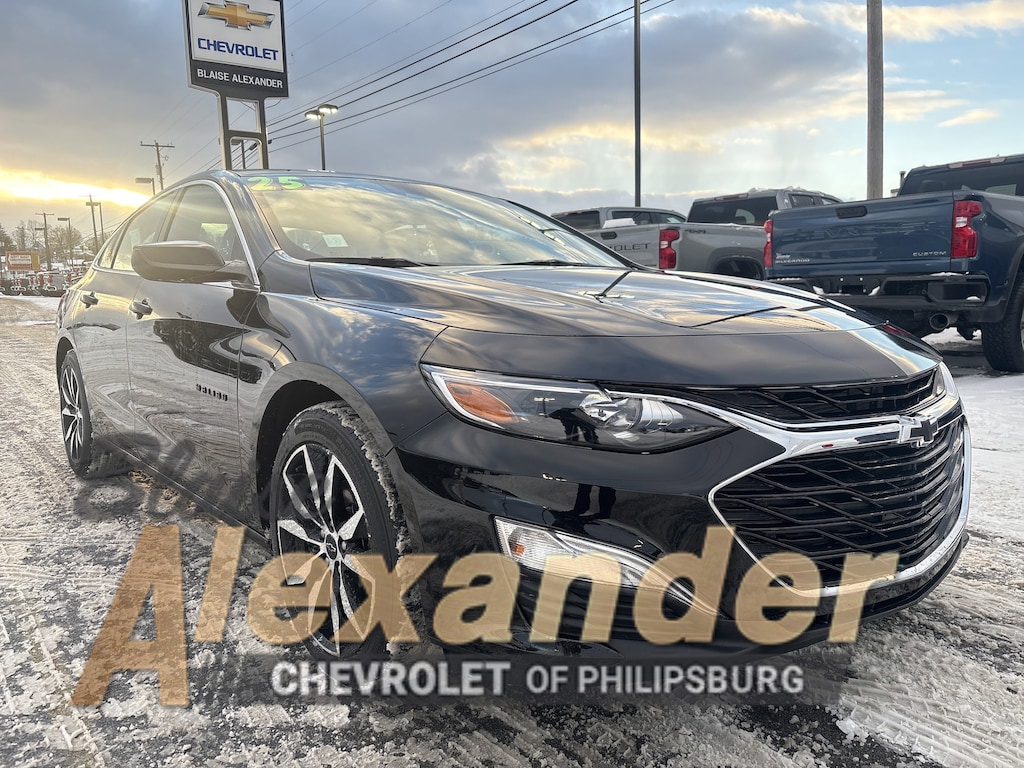 Used 2023 Chevrolet Malibu LT Sedan