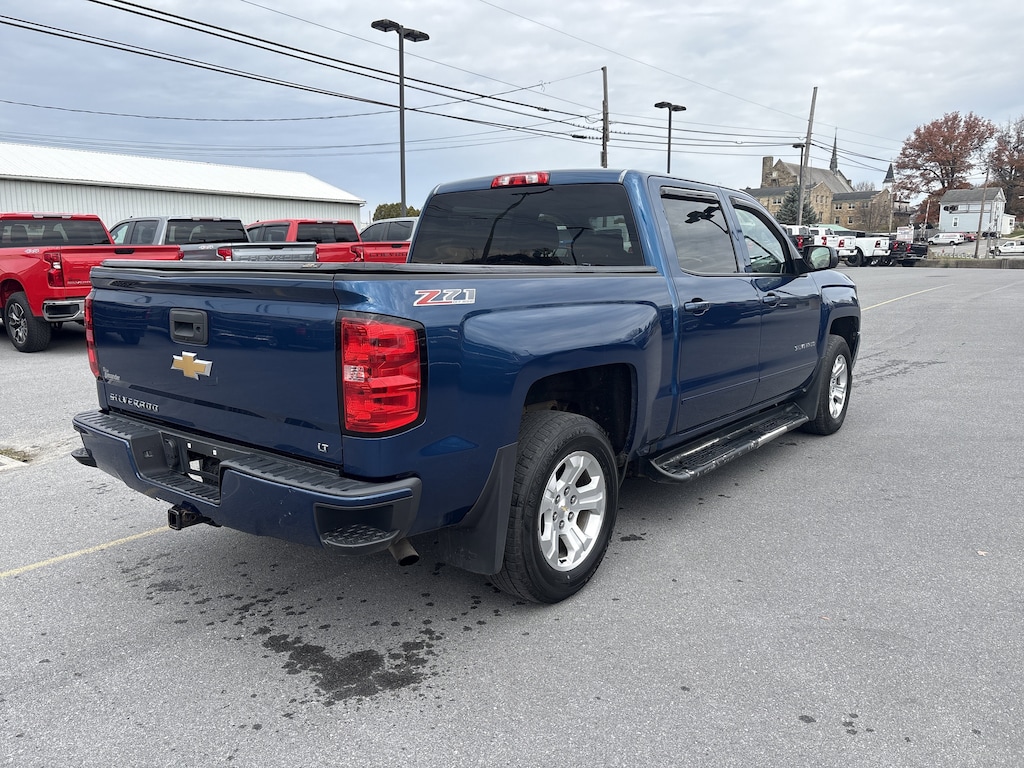 Used 2017 Chevrolet Silverado 1500  Truck Crew Cab