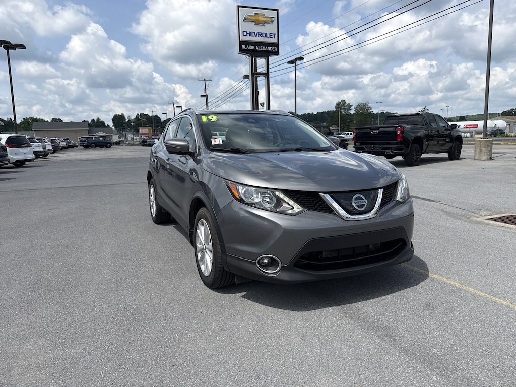 Used 2019 Nissan Rogue Sport SV SUV
