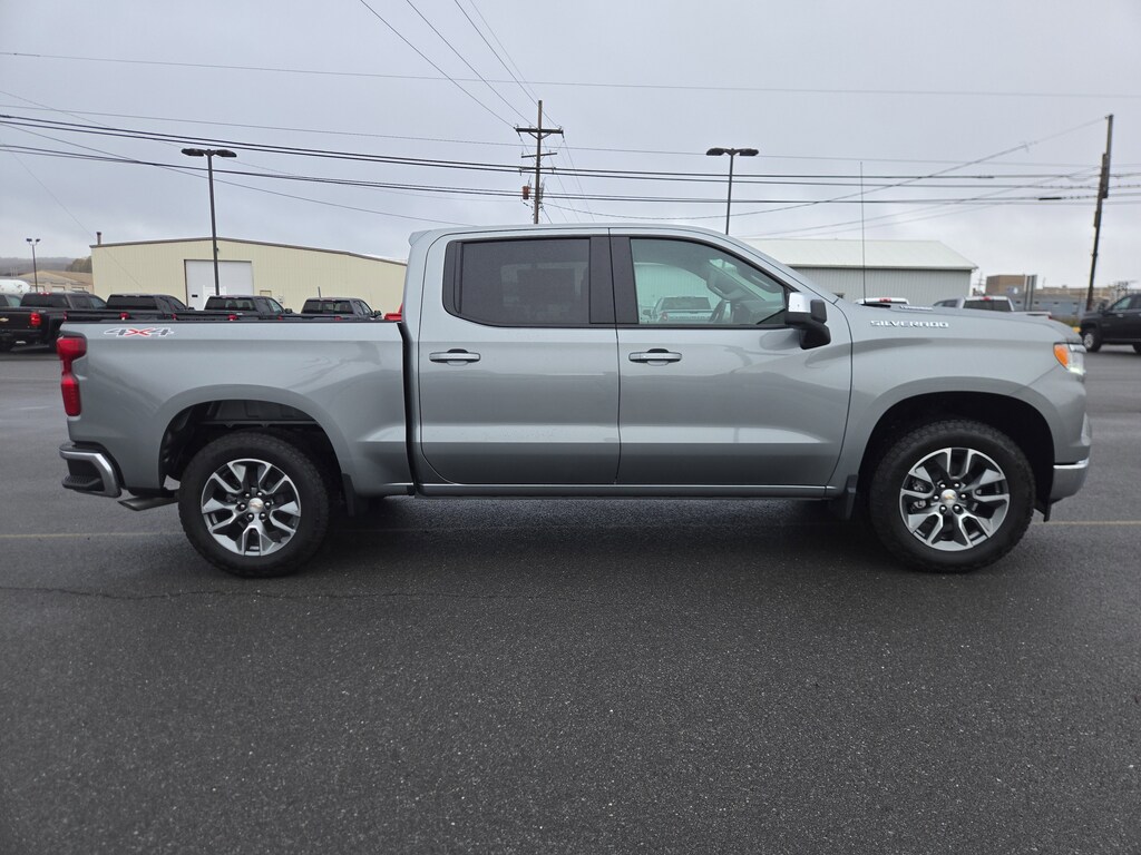 New 2026 Chevrolet Silverado 1500 LT Truck Crew Cab