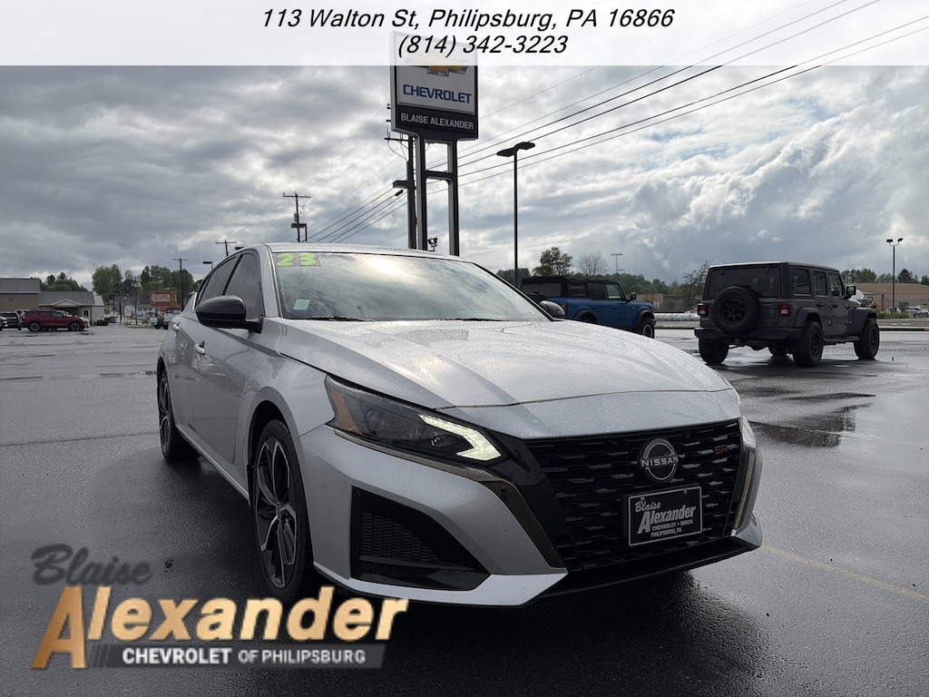 Used 2023 Nissan Altima 2.5 SR Sedan