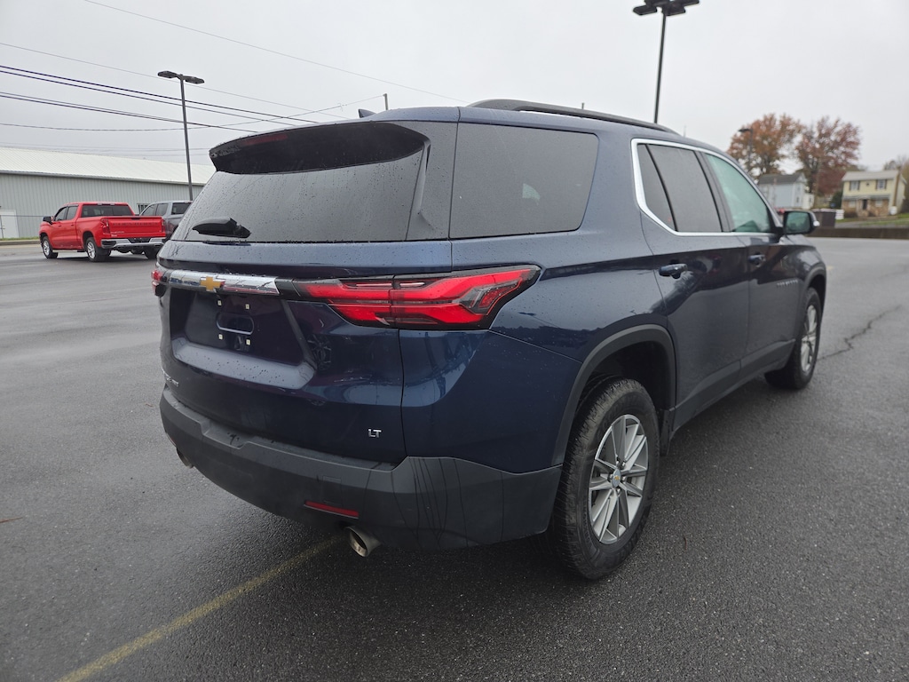 Used 2023 Chevrolet Traverse LT Cloth SUV