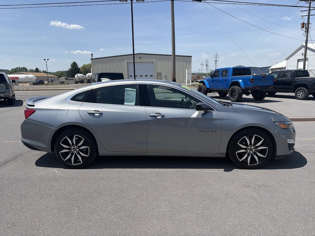 Used 2024 Chevrolet Malibu RS Sedan