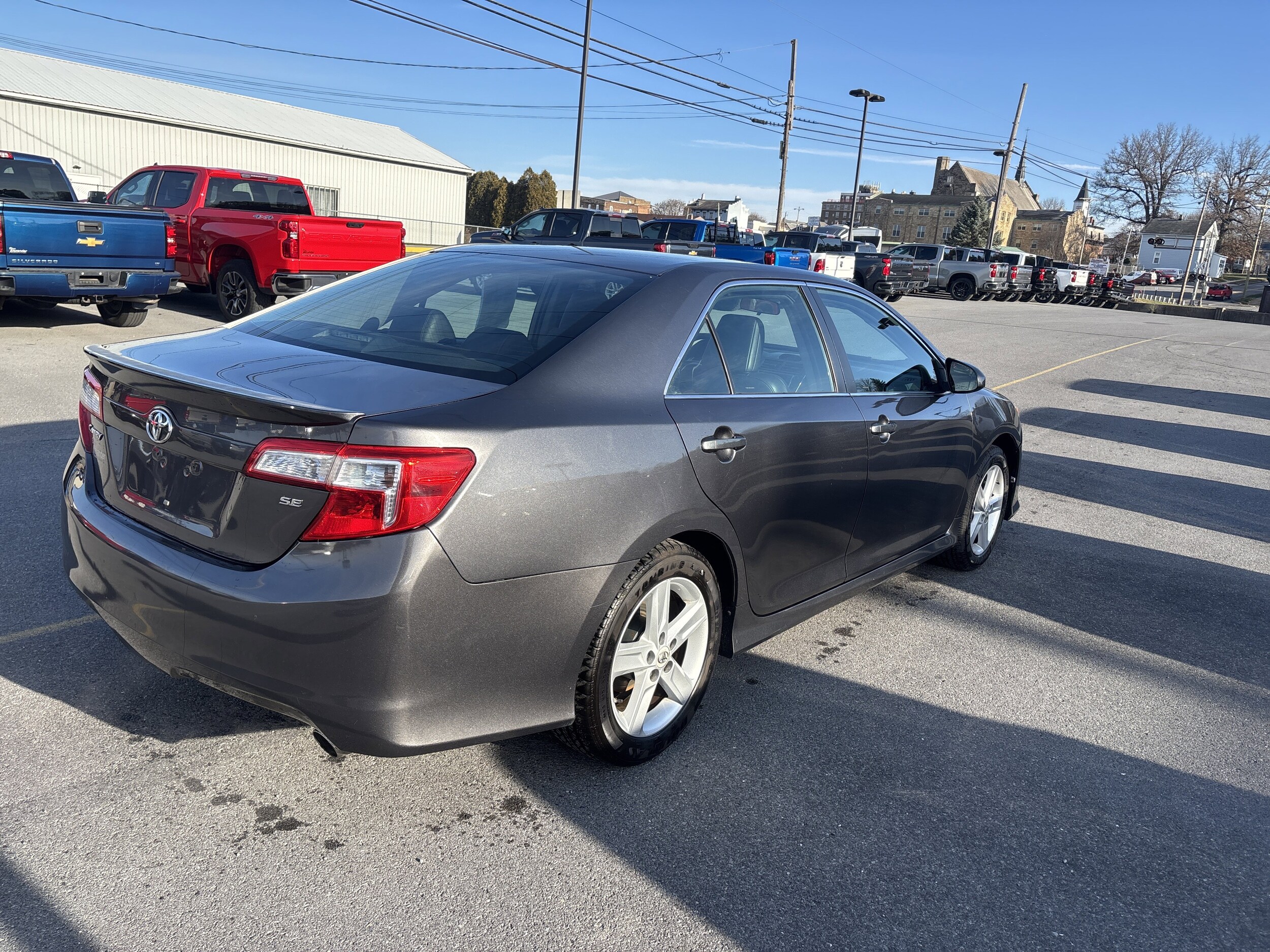 2013 Toyota Camry L photo 2