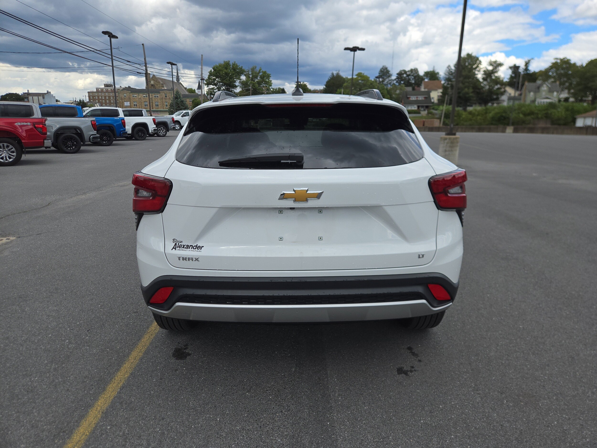 2024 Chevrolet Trax LT photo 4