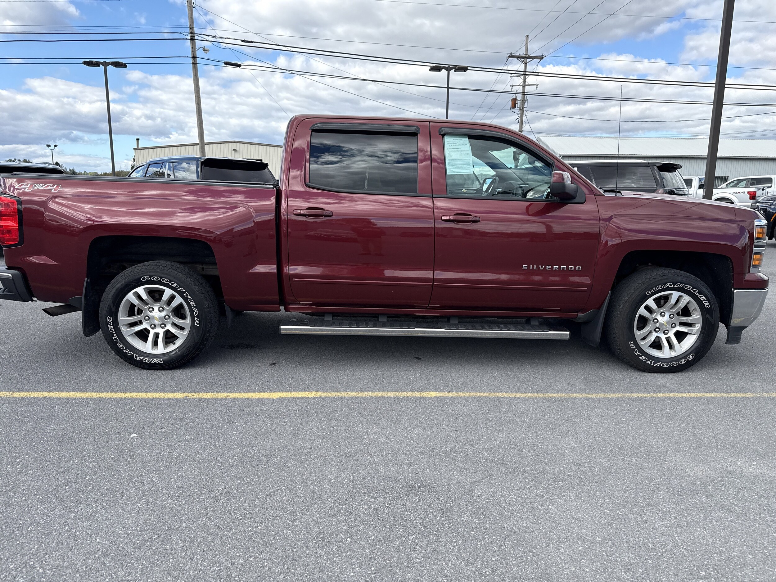 2015 Chevrolet Silverado 1500 LT photo 2