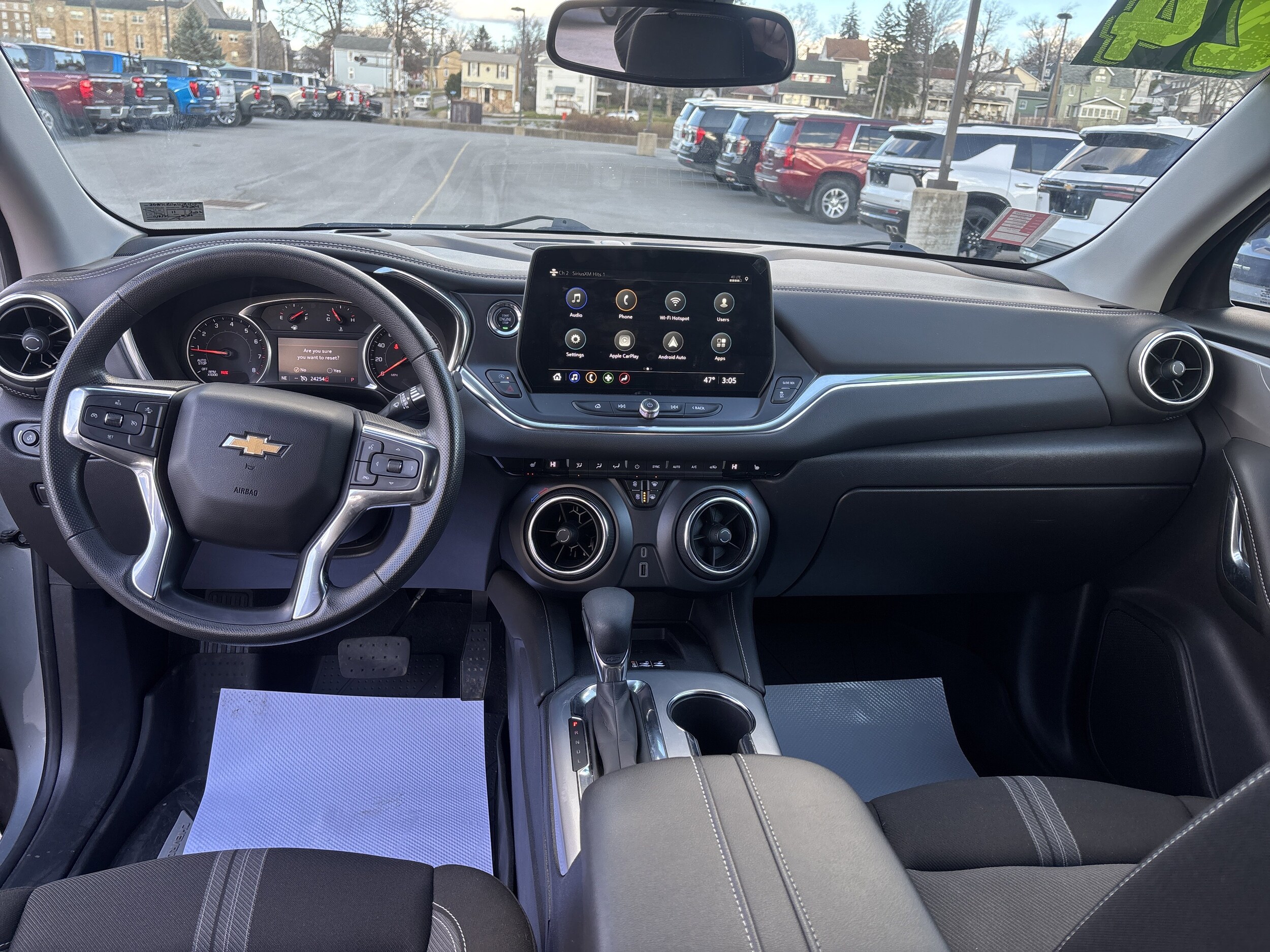 2024 Chevrolet Blazer 2LT photo 2