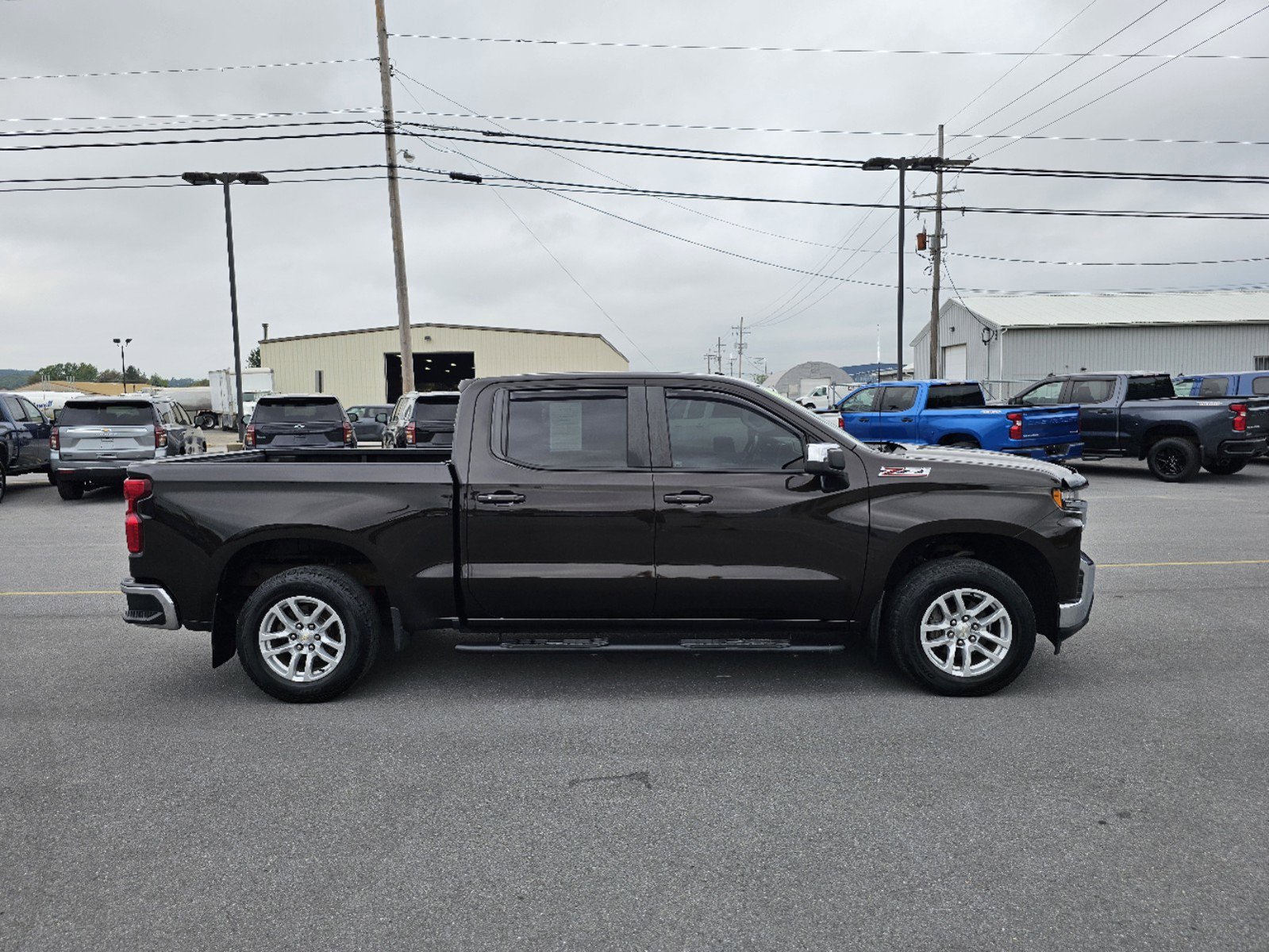 Used 2019 Chevrolet Silverado 1500 LT with VIN 1GCUYDED9KZ342459 for sale in Montoursville, PA