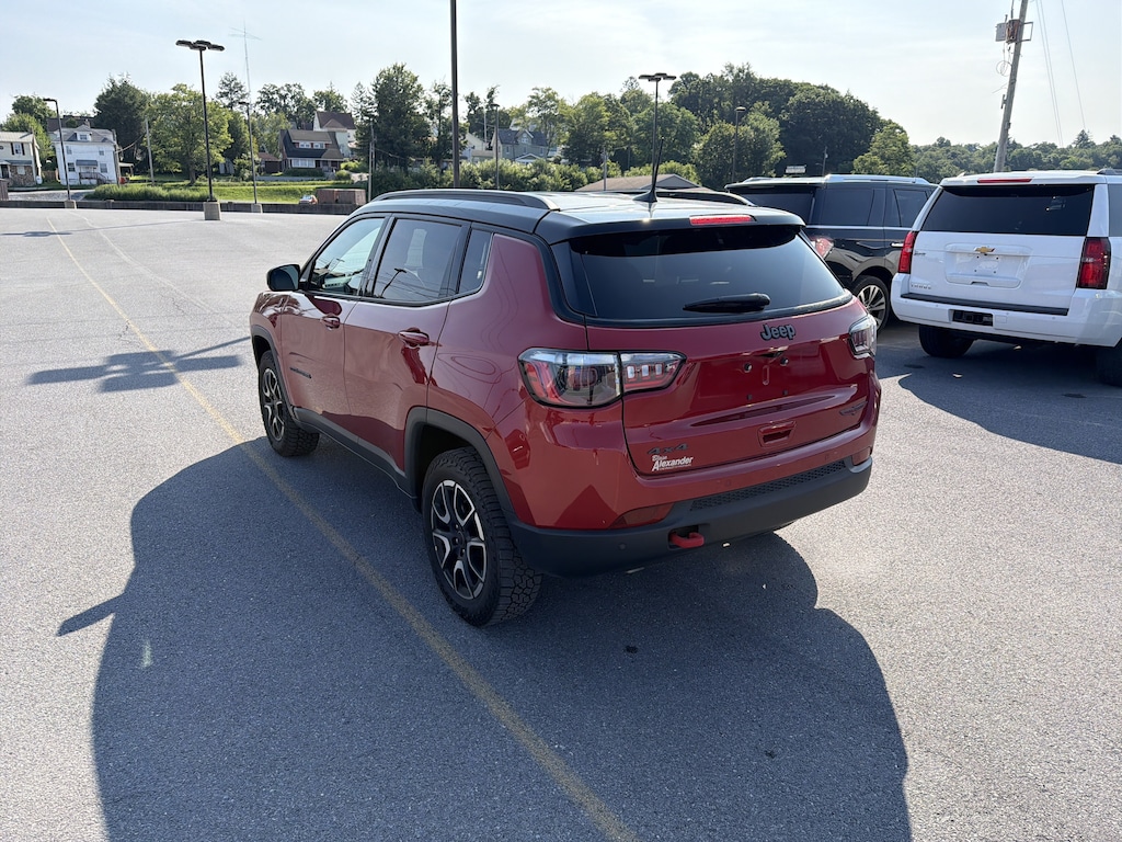 Used 2025 Jeep Compass Trailhawk SUV