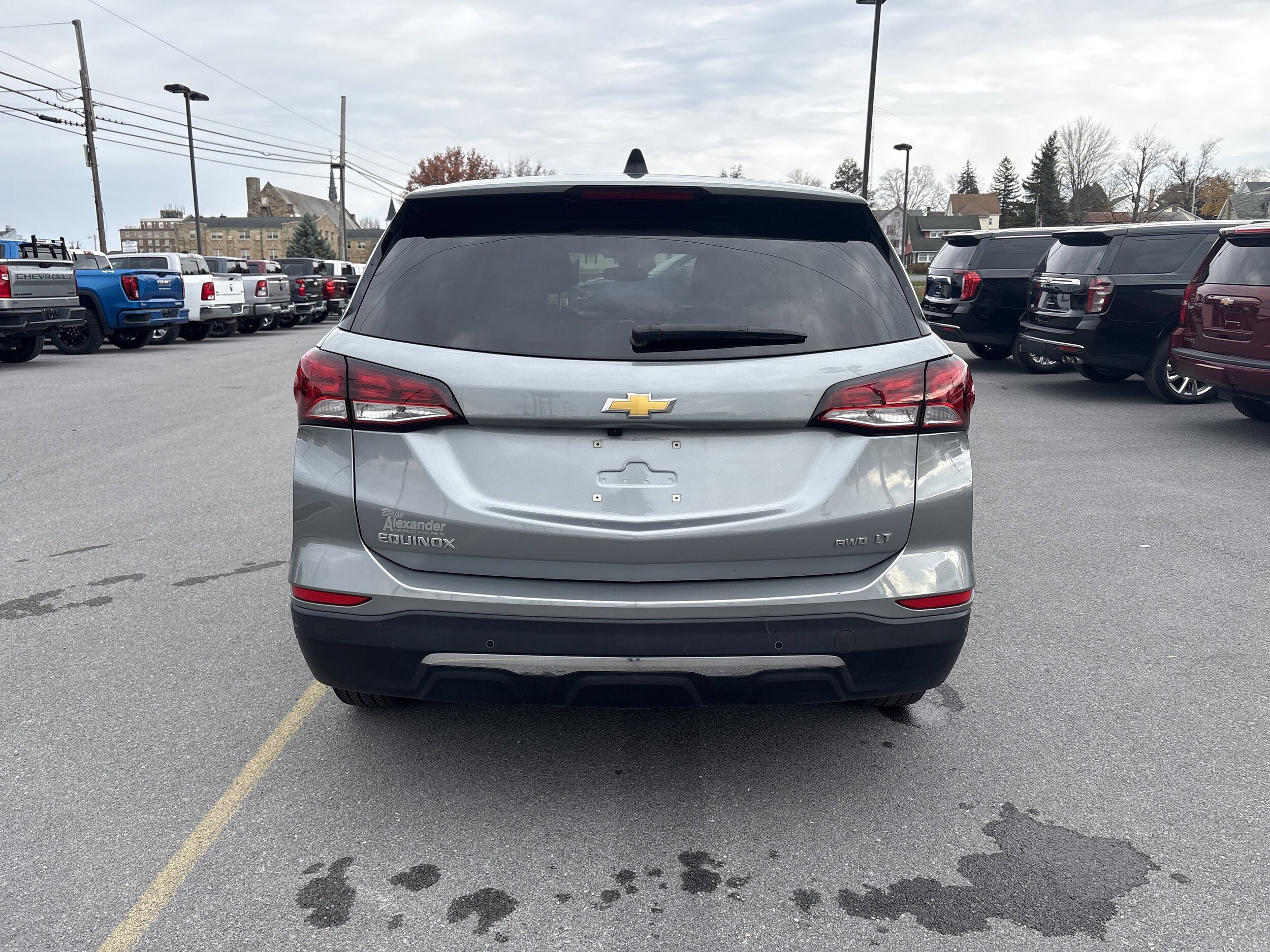 2024 Chevrolet Equinox LT photo 2