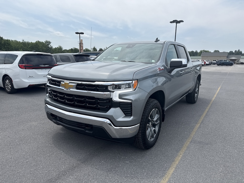 New 2026 Chevrolet Silverado 1500 LT Truck Crew Cab
