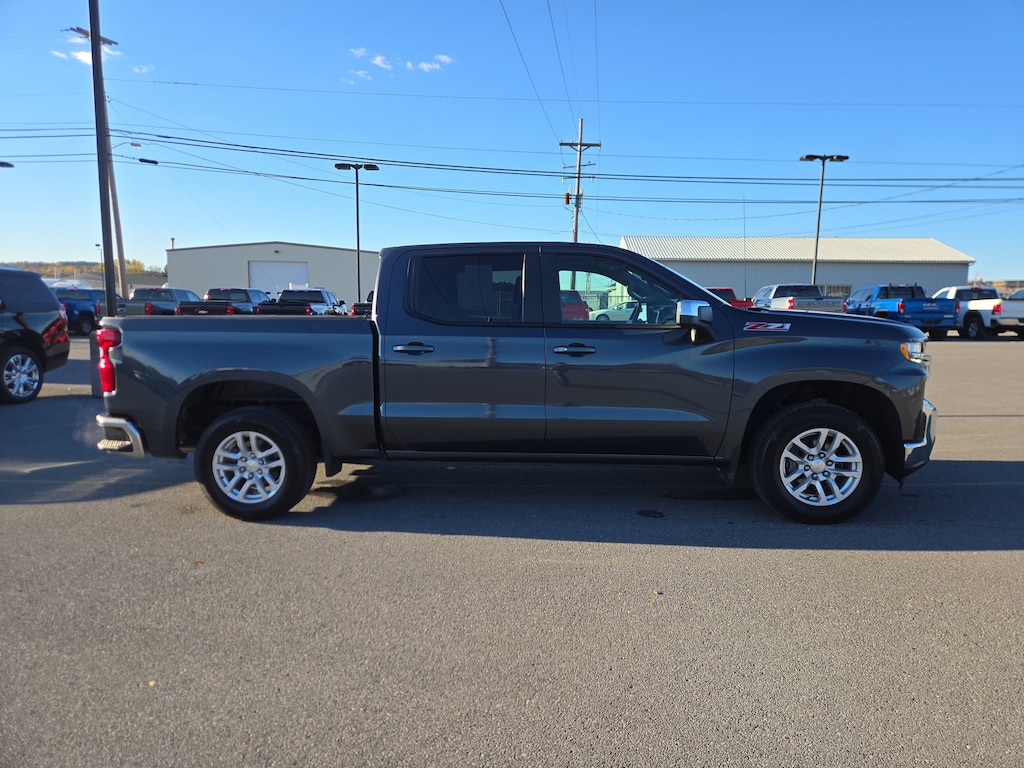 Used 2022 Chevrolet Silverado 1500 LTD LT Truck Crew Cab