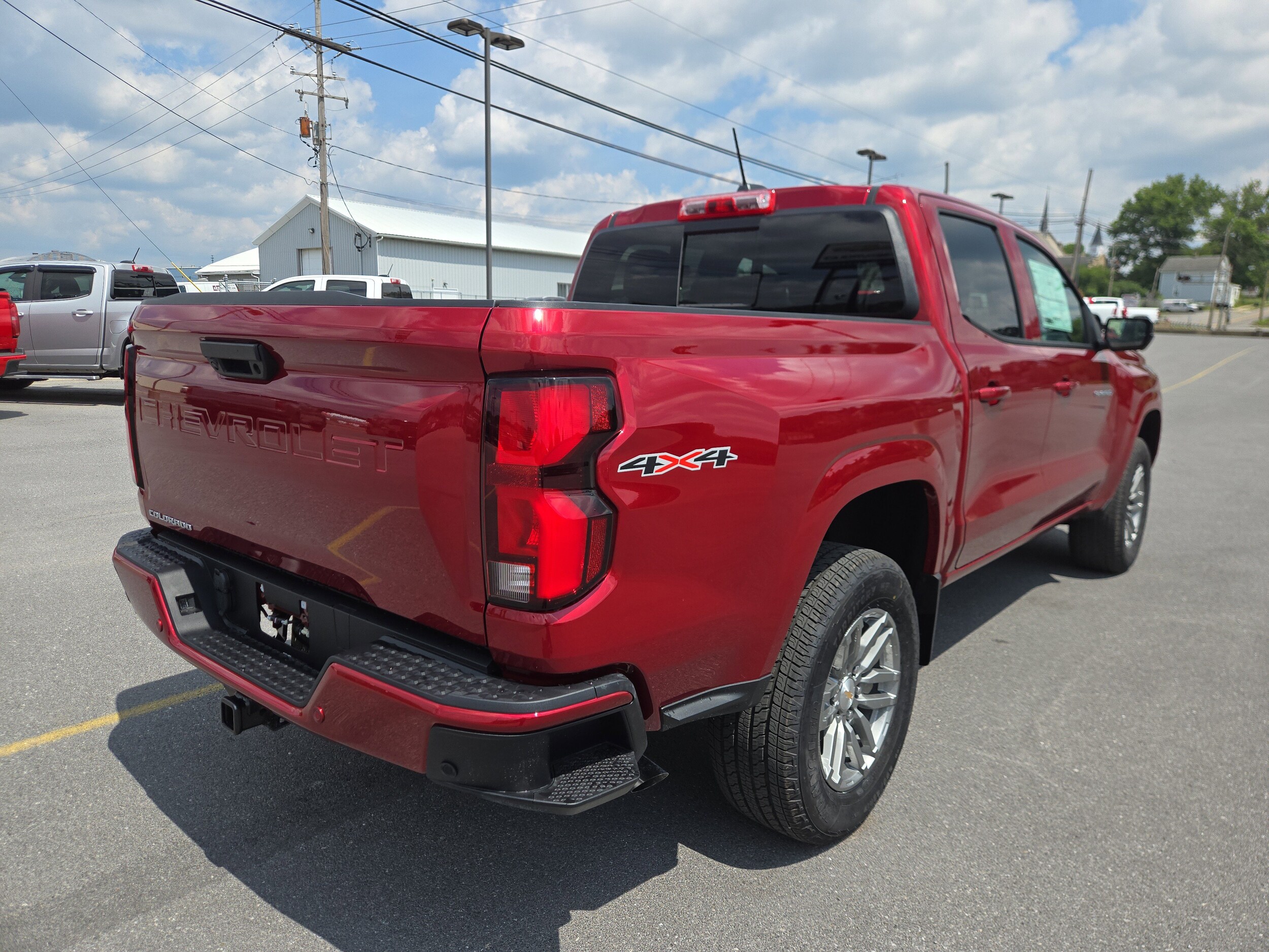 2025 Chevrolet Colorado Work Truck LT photo 3