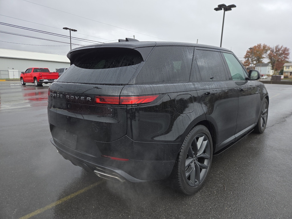 Used 2024 Land Rover Range Rover Sport SE SUV