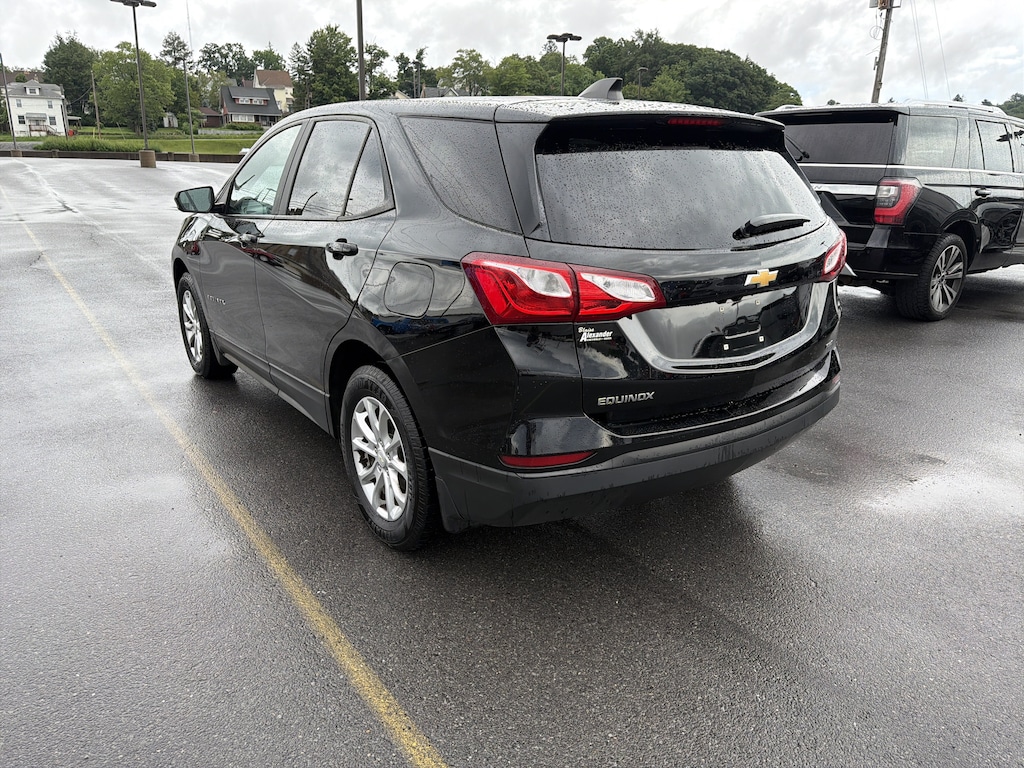 Used 2021 Chevrolet Equinox LS SUV