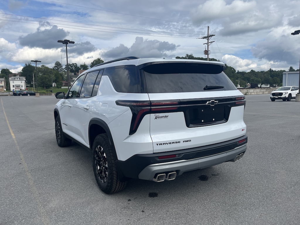 New 2027 Chevrolet Traverse AWD Z71 SUV