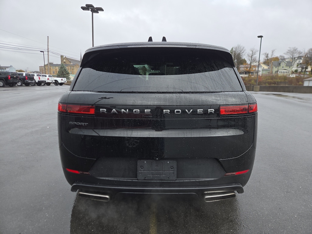 Used 2024 Land Rover Range Rover Sport SE SUV