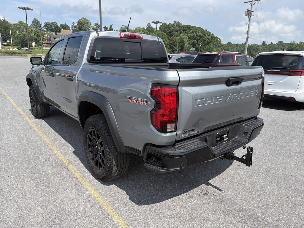 Used 2024 Chevrolet Colorado 4WD Trail Boss Truck Crew Cab