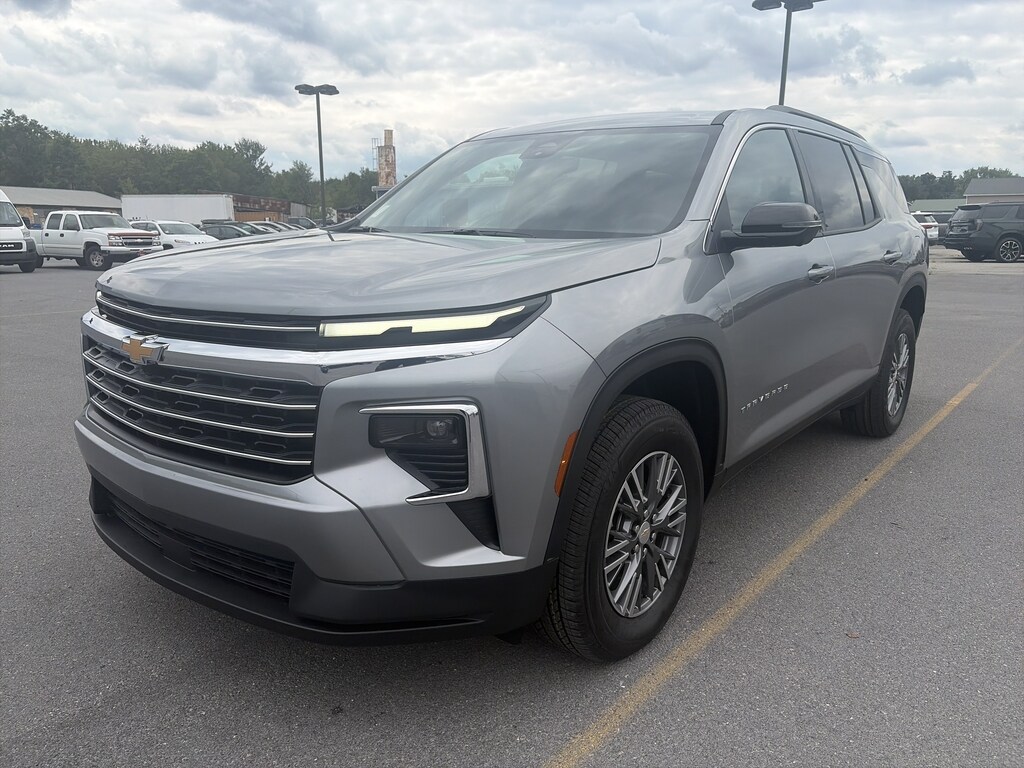 New 2027 Chevrolet Traverse AWD LT SUV