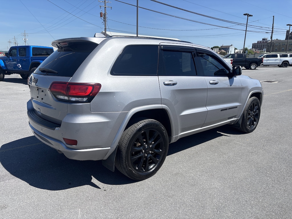 Used 2021 Jeep Grand Cherokee Laredo X SUV