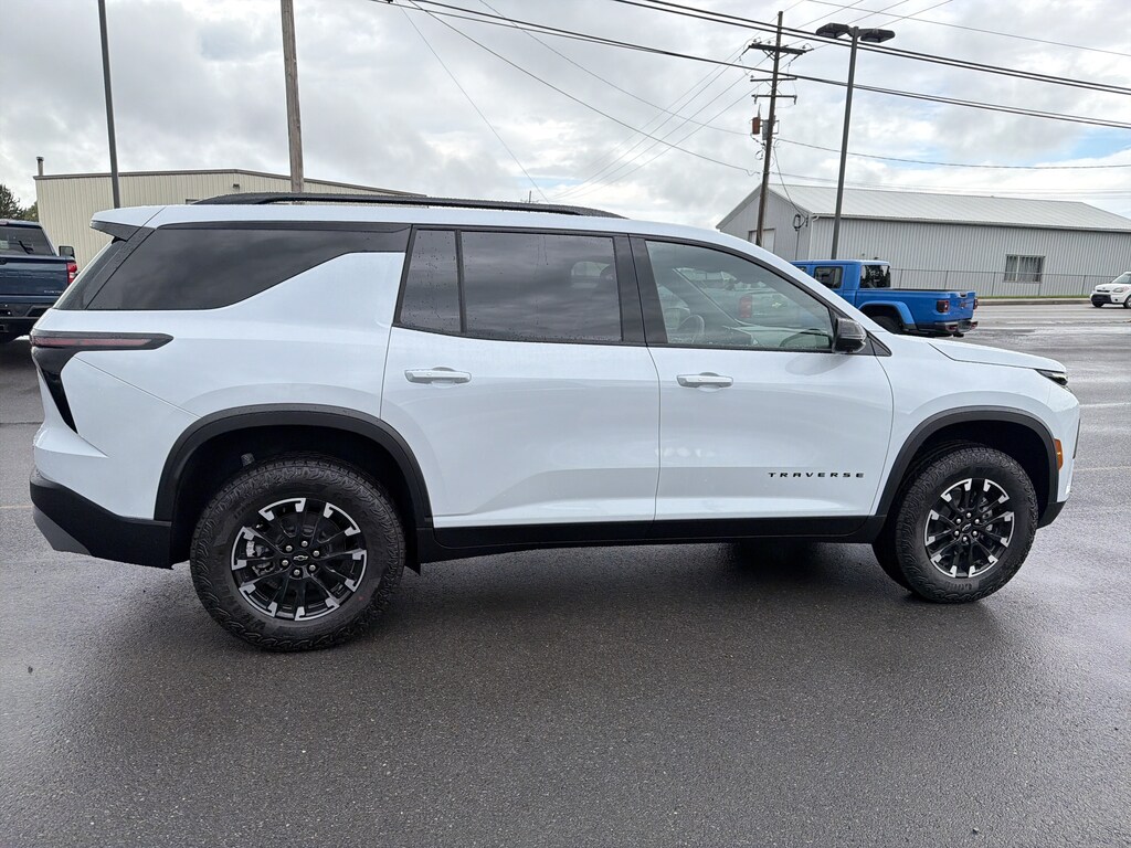 New 2026 Chevrolet Traverse AWD Z71 SUV