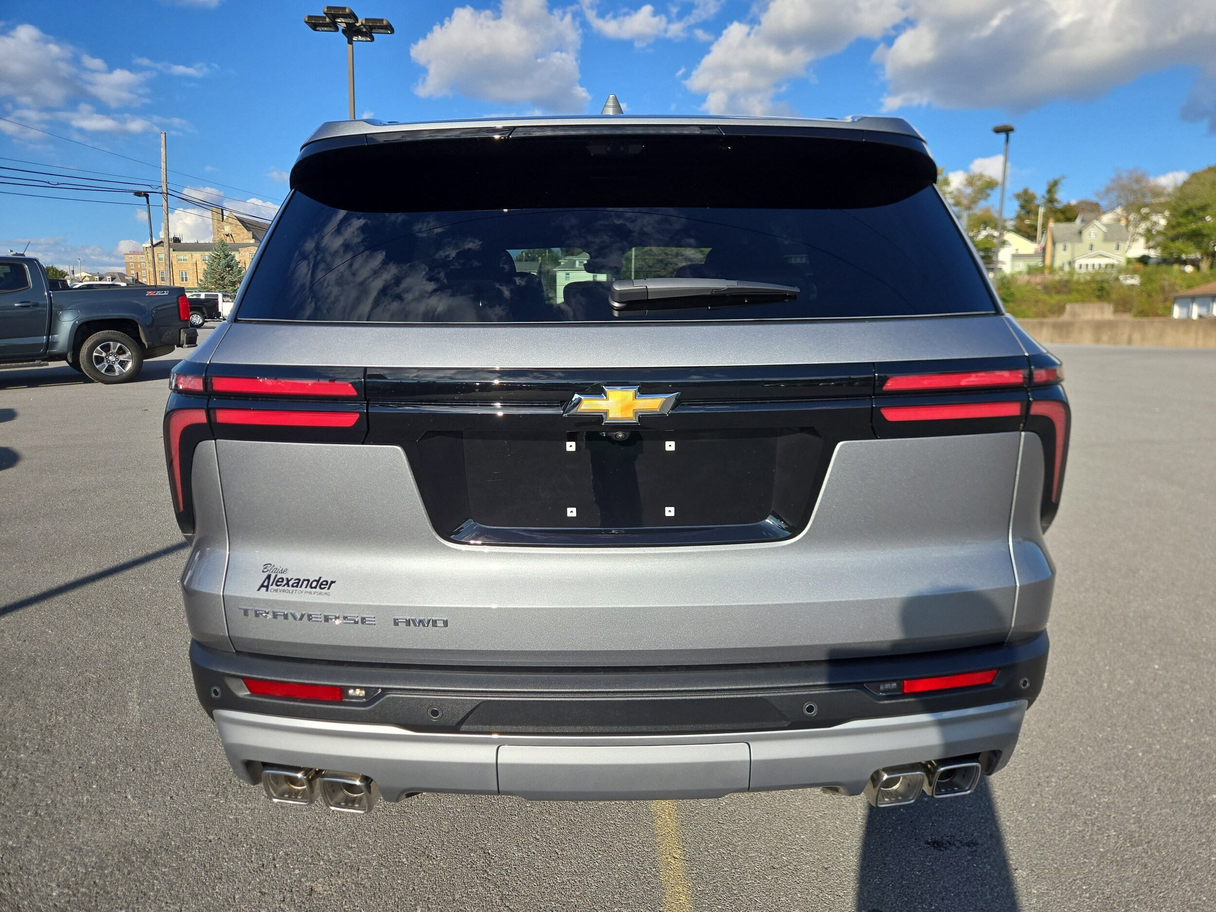 2026 Chevrolet Traverse photo 4
