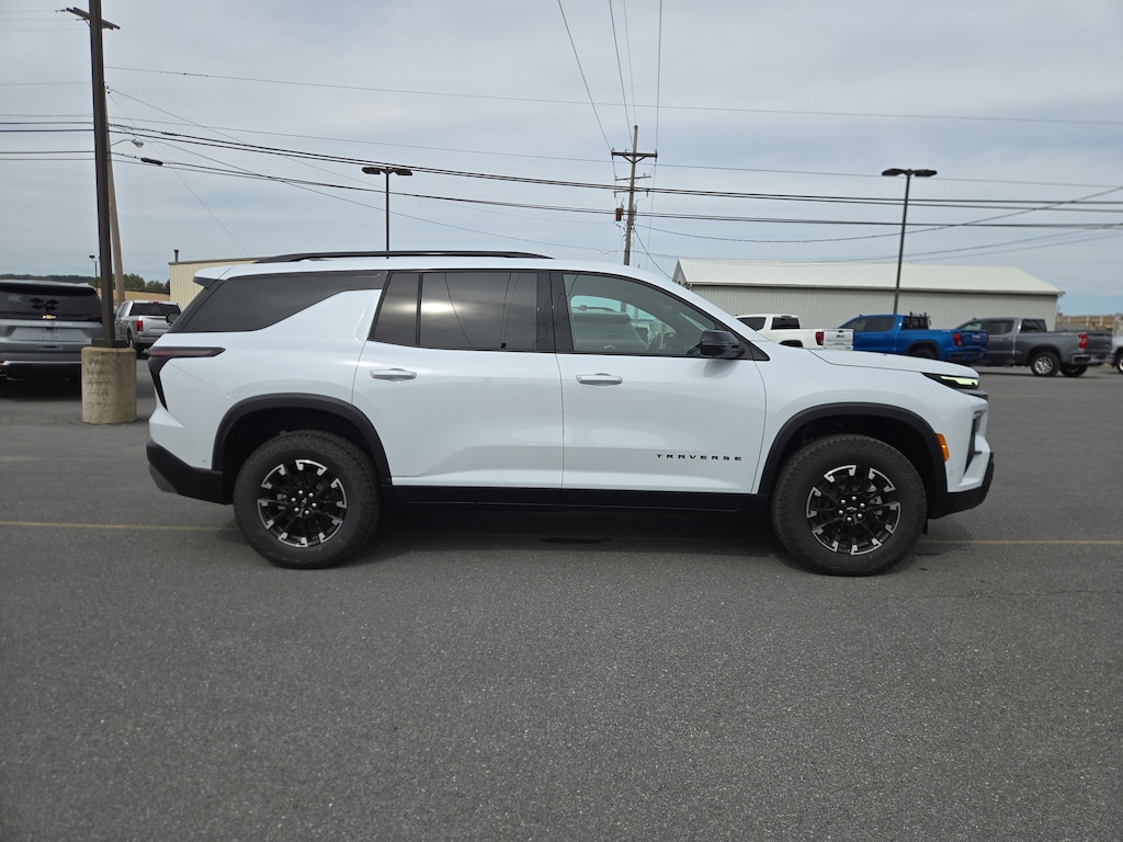 New 2026 Chevrolet Traverse AWD Z71 SUV