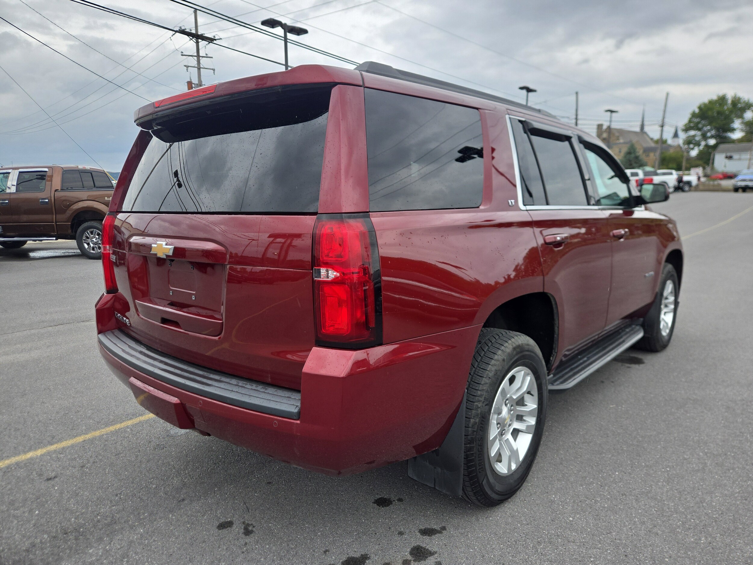 2020 Chevrolet Tahoe LT photo 3