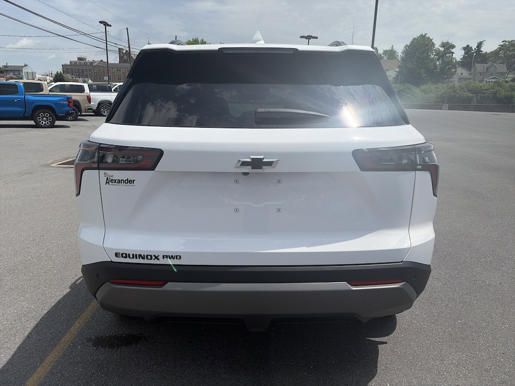 New 2026 Chevrolet Equinox AWD LT SUV