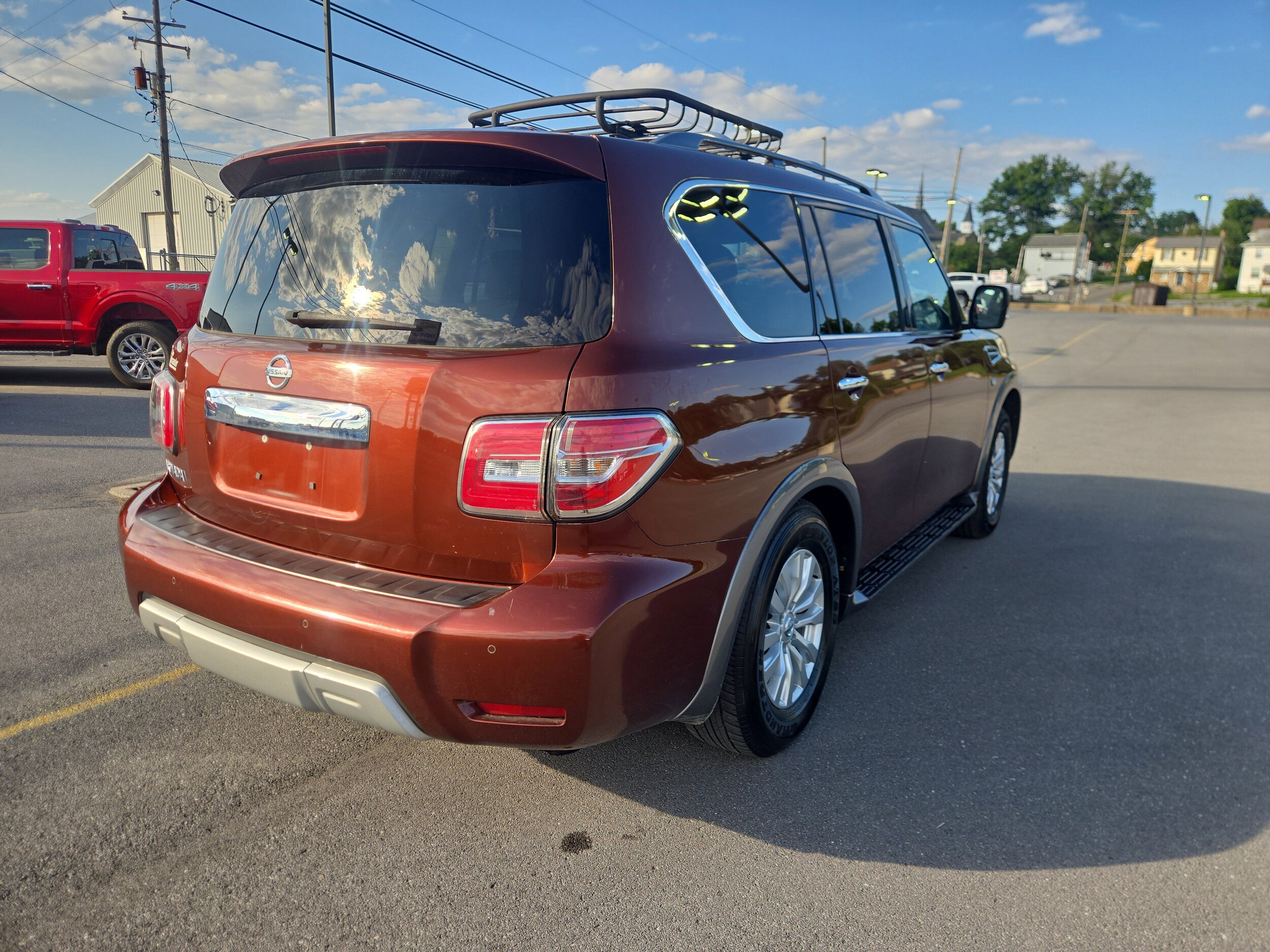 2018 Nissan Armada SV photo 3