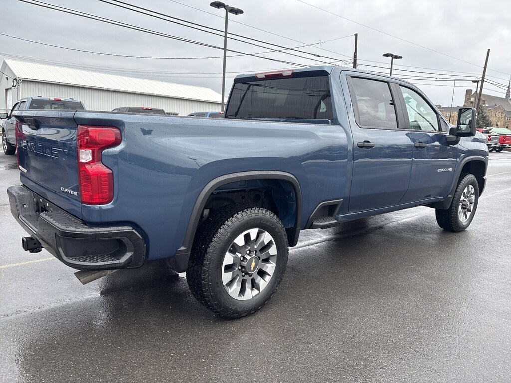 New 2026 Chevrolet Silverado 2500HD Custom Truck Crew Cab