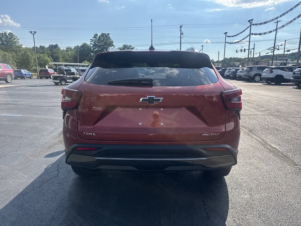 Used 2024 Chevrolet Trax ACTIV SUV