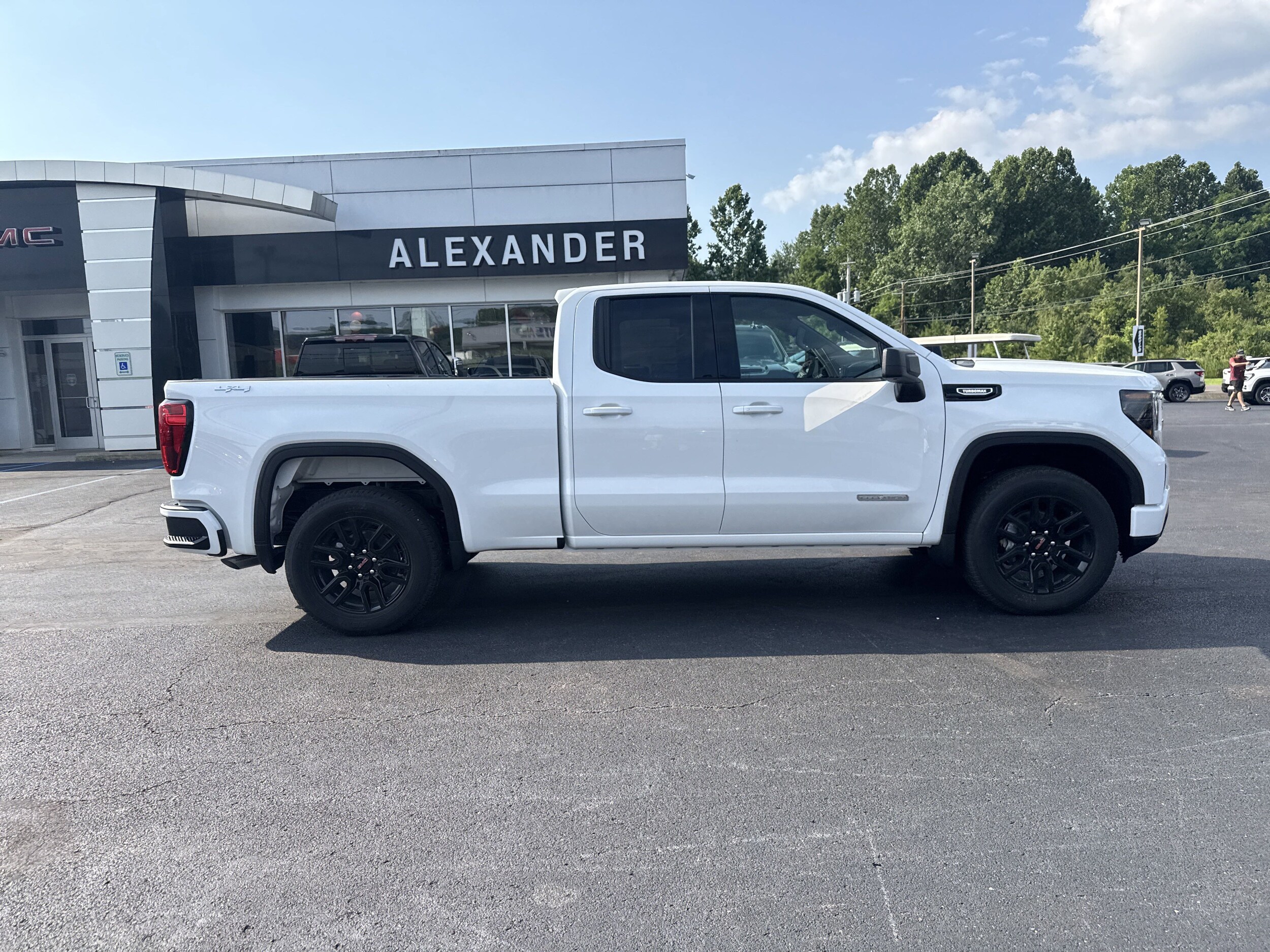 2025 Gmc Sierra 1500 Elevation photo 2