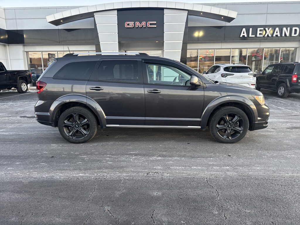 Used 2019 Dodge Journey Crossroad SUV