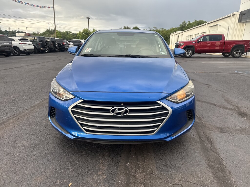 Used 2017 Hyundai Elantra SE Sedan