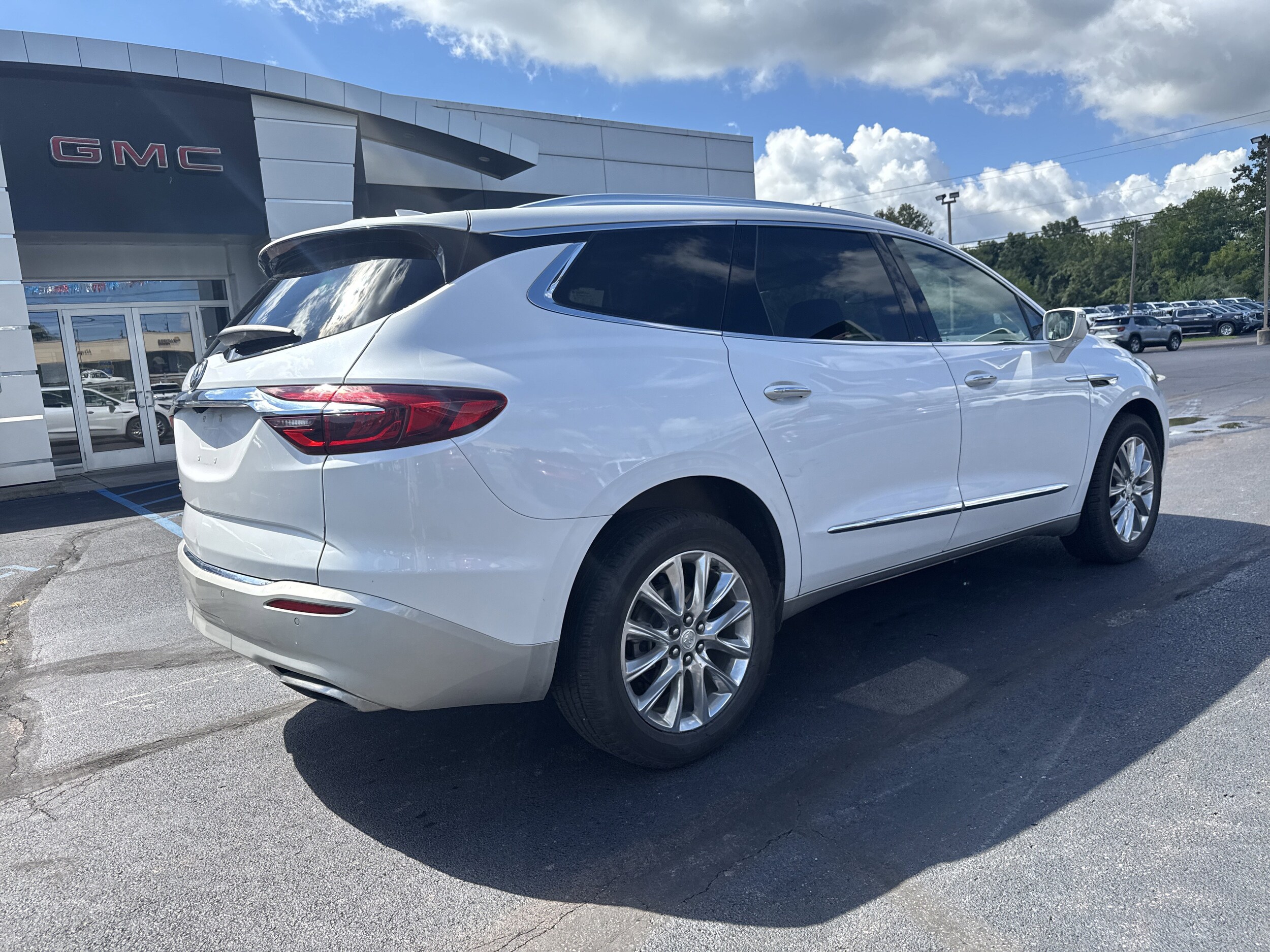 2020 Buick Enclave Premium photo 3