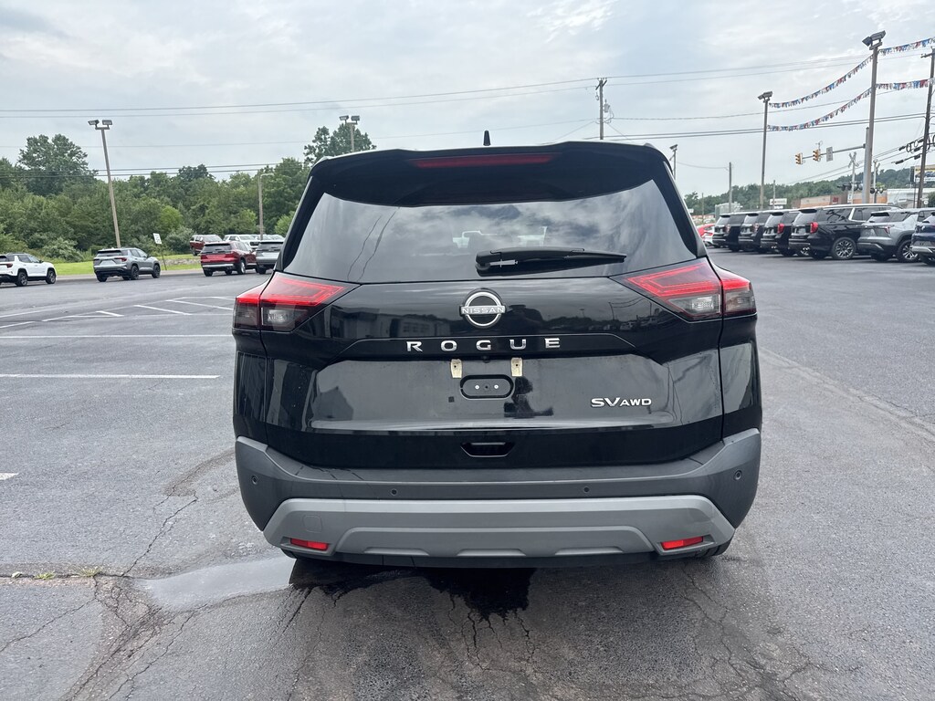 Used 2023 Nissan Rogue SV SUV