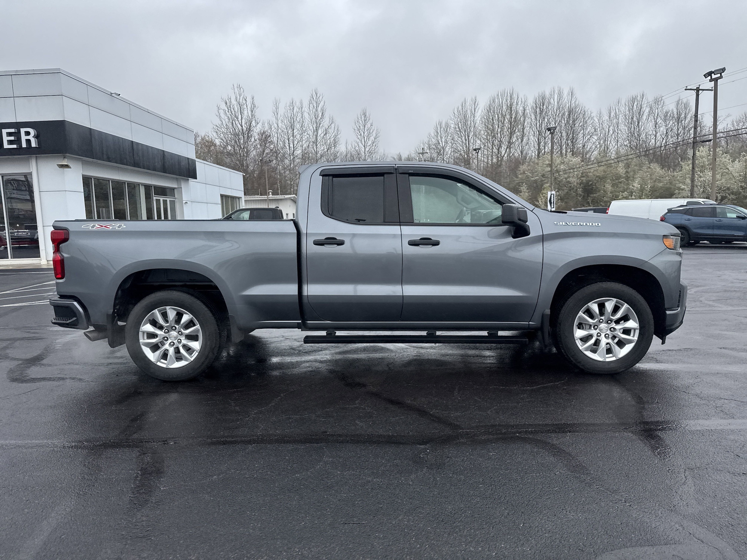 Used 2019 Chevrolet Silverado 1500 Custom with VIN 1GCRYBEH7KZ401540 for sale in Montoursville, PA