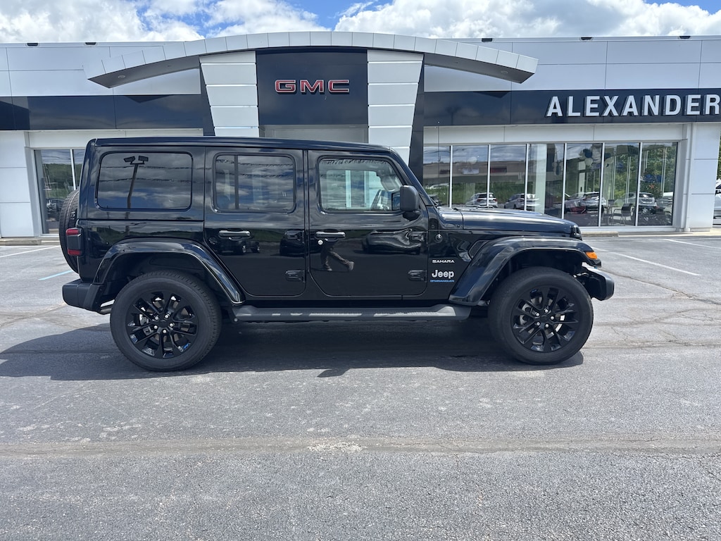 Used 2023 Jeep Wrangler 4xe Sahara SUV