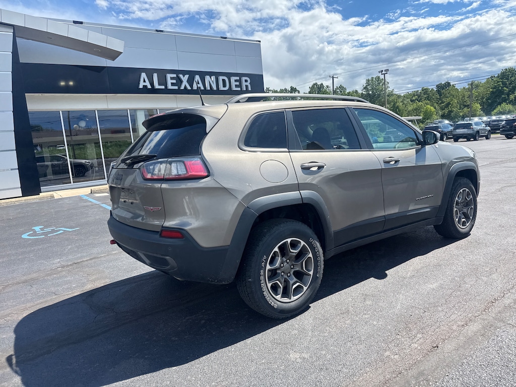 Used 2020 Jeep Cherokee Trailhawk SUV
