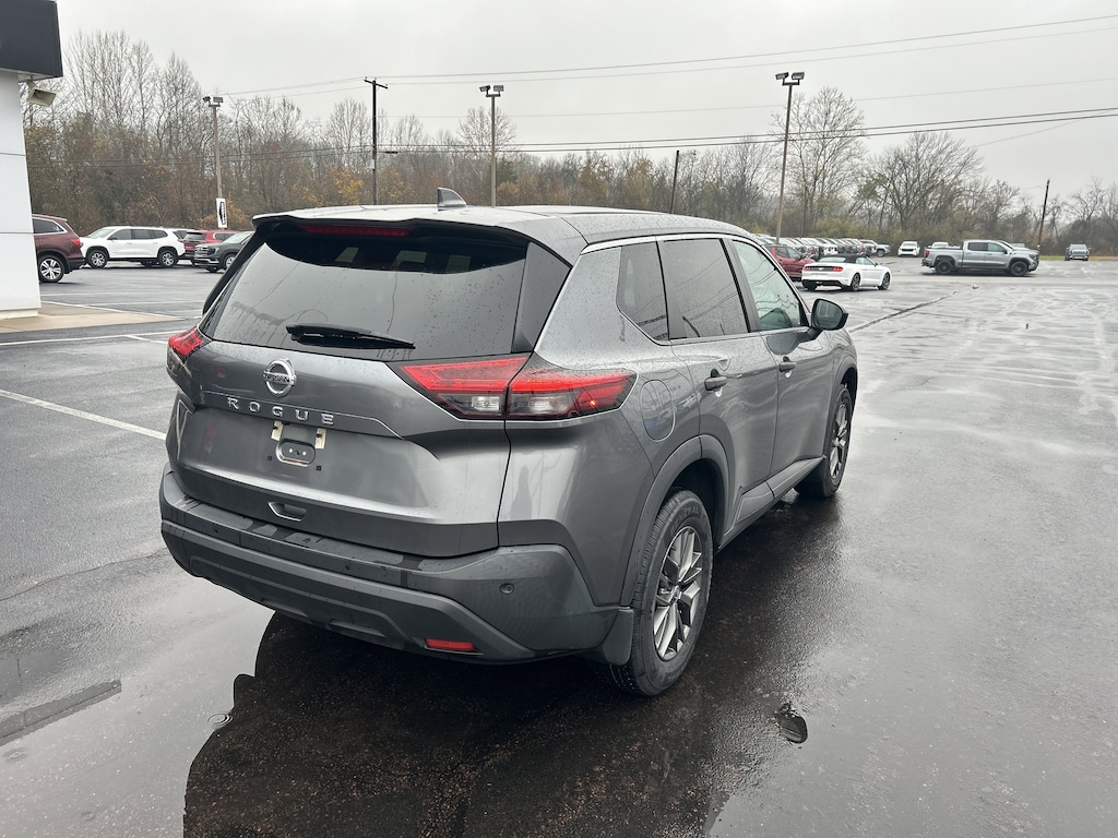Used 2021 Nissan Rogue S SUV